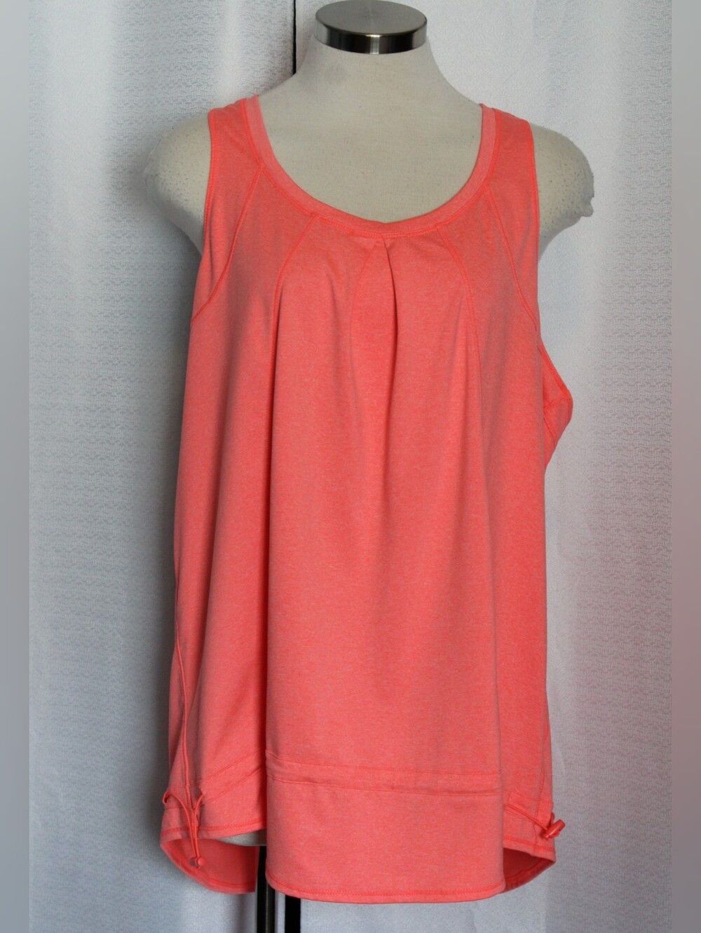 32 Degrees Coral Racerback Tank – Adjustable Hem – XXL